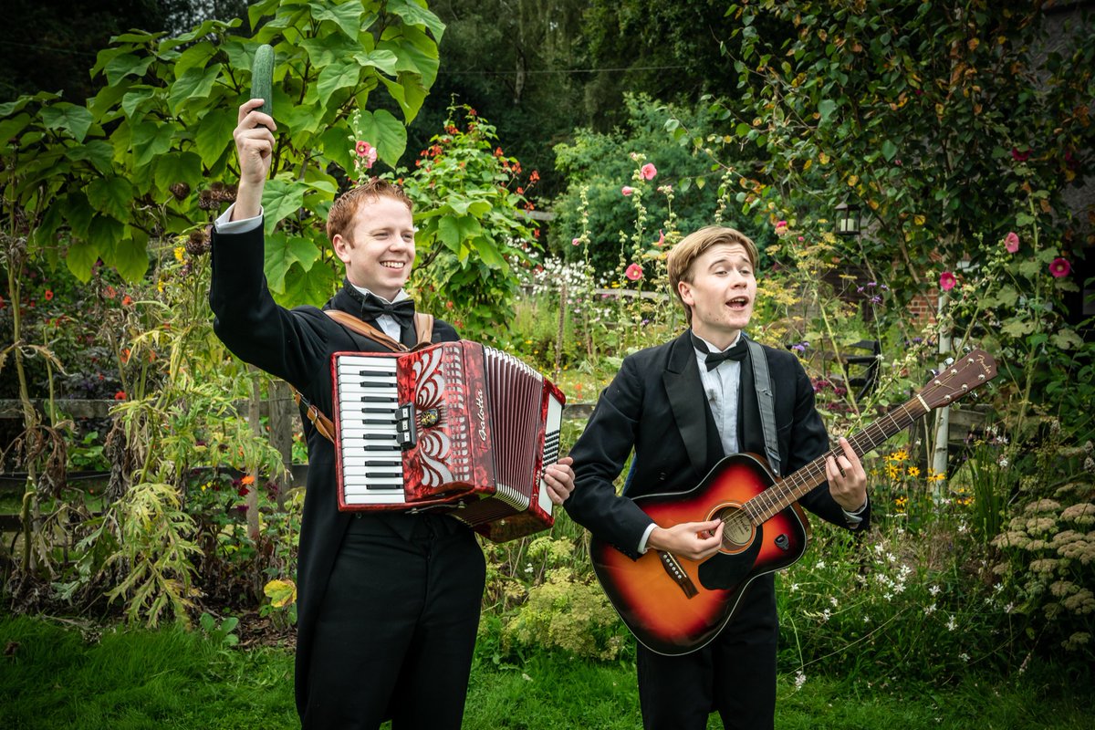Missing the cast and crew already. The Importance of Being Earnest with <a href="/LondonPlayers/">London Touring Players</a> was a great way to cheer up a gloomy year and has probably been my favourite show to date! Till the next one. 
📸 <a href="/brennerphotos/">Marc Brenner</a>