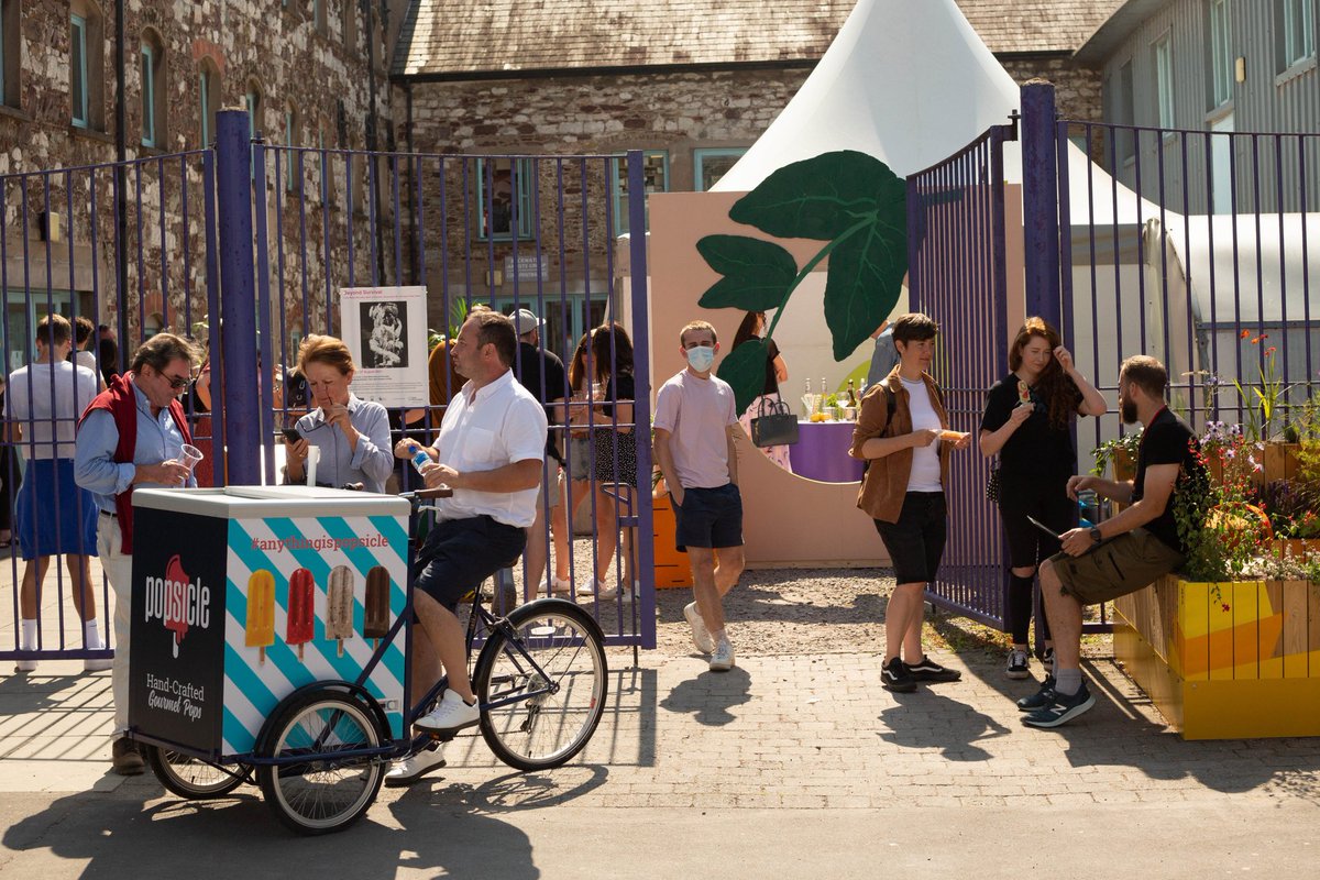 amylilymckeogh's tweet image. The @designpopcork HQ located in the courtyard of @corkprintmakers @LavitGallery and @BackwaterArt with fantastic ice cream from Popsicle! #designpop #designpopcork #intheopenair