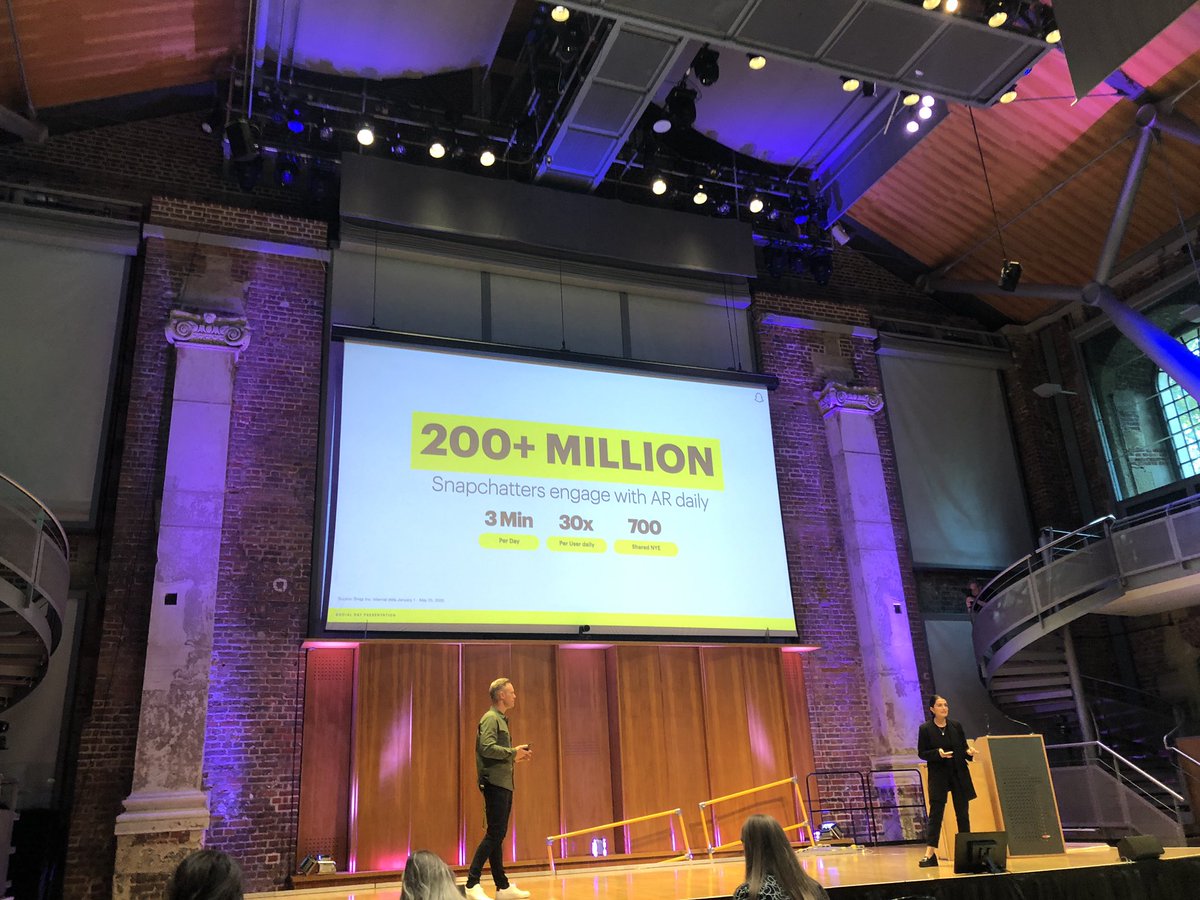 Lots of inspiration and top insights so far at #SocialDay21! 📱

#DigitalMarketing #socialmediamarketing