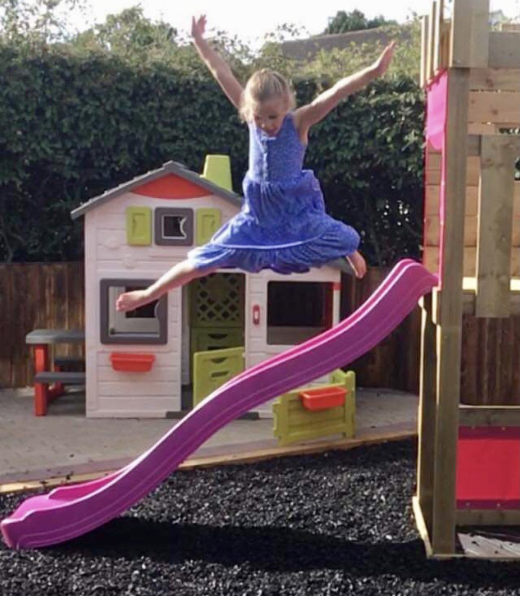 HadleighStars's tweet photo. Our last entry this evening and the last of the entries received so far. Thank you Sophie for this wonderfully brave leap. https://t.co/YHe2NyuX6o