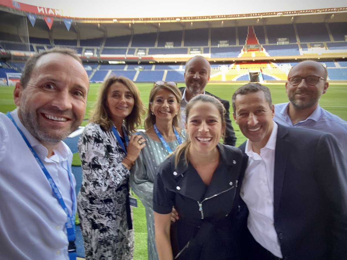 Groupe Centaurus (@groupecentaurus) on Twitter photo Réunion de rentrée pour notre Comité Exécutif, dans la loge <a href="/Maison_Albar/">Maison Albar Hotels</a> du Parc des Princes. La reprise est lancée, avec de beaux projets en perspective !
<a href="/FALCO_JB/">Jean-Bernard Falco</a> <a href="/GPourrin/">Grégory Pourrin</a> <a href="/celinefalco1/">Céline Falco</a>
#Comex #Meeting #Strategy #developpement #Hotellerie #Restauration Réunion de rentrée pour notre Comité Exécutif, dans la loge <a href="/Maison_Albar/">Maison Albar Hotels</a> du Parc des Princes. La reprise est lancée, avec de beaux projets en perspective !
<a href="/FALCO_JB/">Jean-Bernard Falco</a> <a href="/GPourrin/">Grégory Pourrin</a> <a href="/celinefalco1/">Céline Falco</a>
#Comex #Meeting #Strategy #developpement #Hotellerie #Restauration