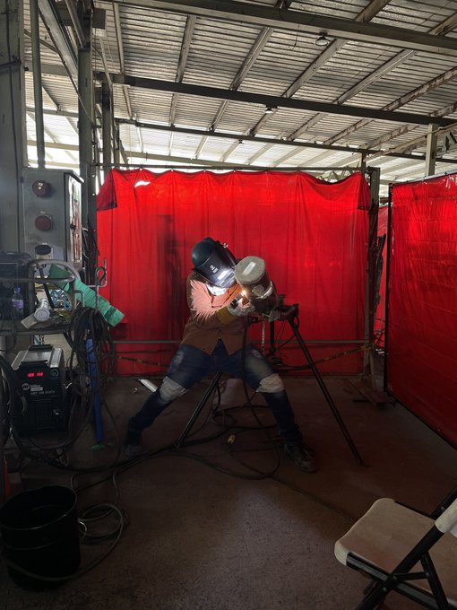 Y aqu&iacute; estamos otra vez calificando un soldador nuevo estoy emocionado es como ver un hijo nacer. https://t