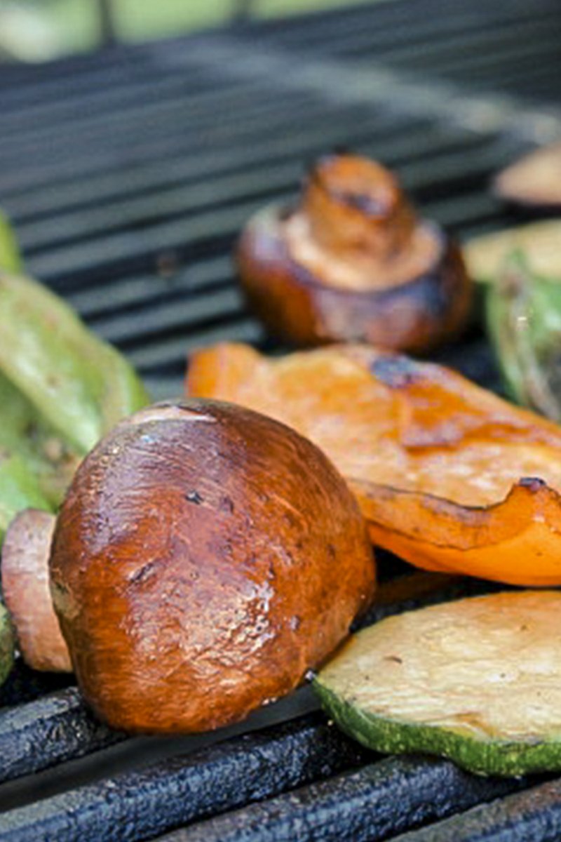 Portobello mushrooms are loaded with essential B vitamins, and they’re just one ingredient in our Grilled Summertime Veggies with Pasta. dreamfieldsfoods.com/all-recipes/gr… #healthyrecipes