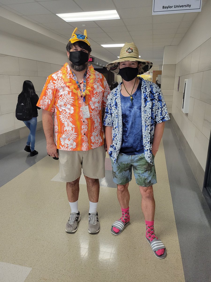 RHSEagleSoccer's tweet photo. Hey @RichardsonHS1

Coach Pearce and Coach Bivins have that HOCO Eagle spirit

How bout you?

#TackyTouristTuesday
#StayPurple

@Choat311 @RHSEagles_Cheer @CoachPels @MarleyMercker https://t.co/SeOvnUL52j