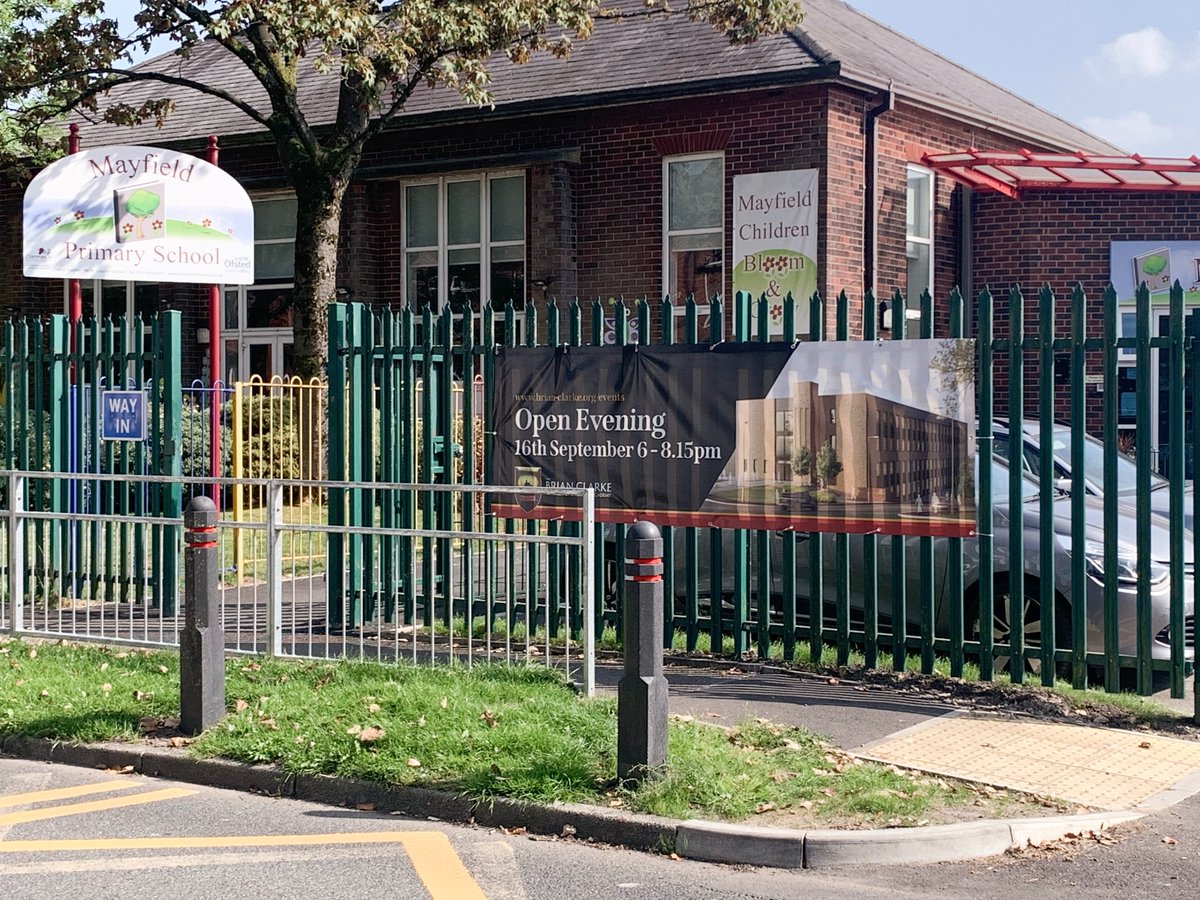 BrianClarkeAcad's tweet image. Thank you @MayfieldOldham and @ECSTGOldham for helping us advertise our open evening on the 16th September. If you have a year 6 child and would like to know more about our new secondary school then book your ticket today brian-clarke.org/event/open-eve… 

#openevent #oldham #school
