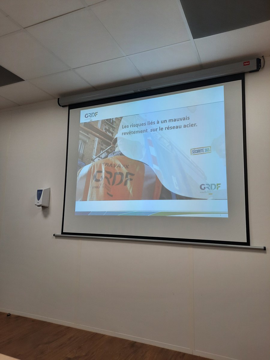 Cyrille Razavet tweet media