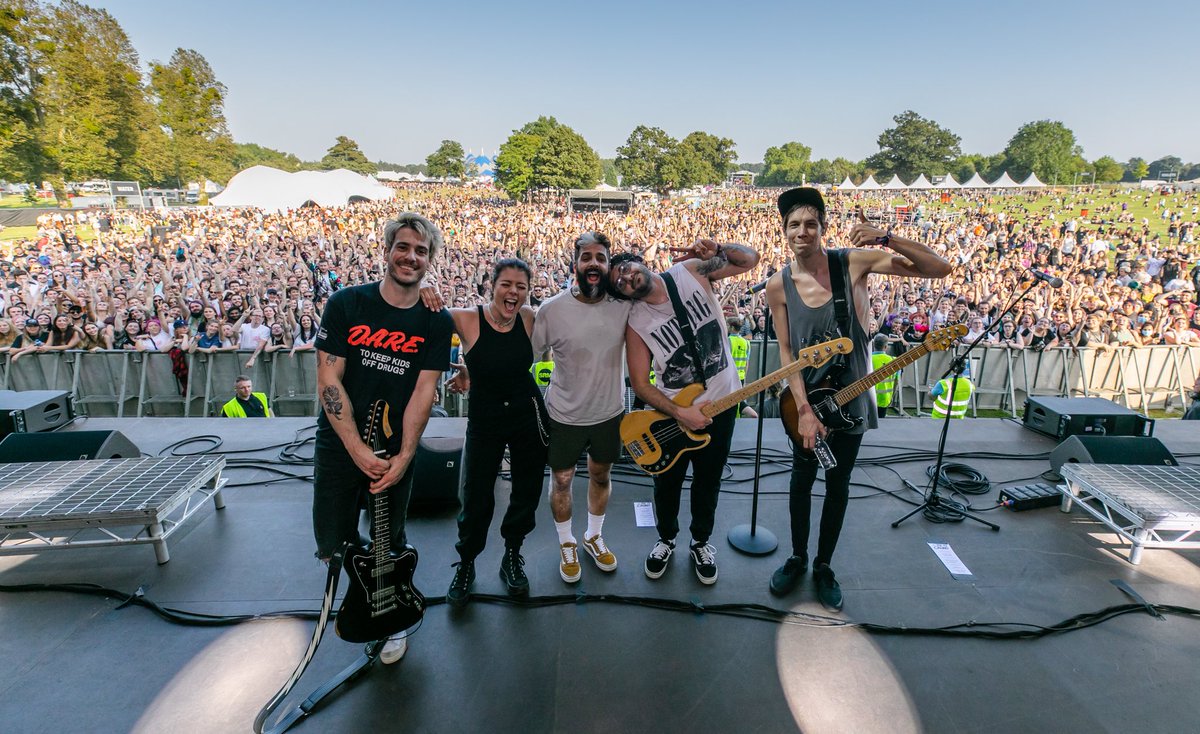 WeAreTheInCrowd's tweet image. We Are In The Crowd (2021)