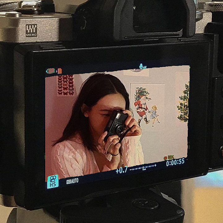 ㅤ
           
           두 개의 달, 하나는 너. keiko
           new acc but not new to rp.
           like / retweet to be mutuals.