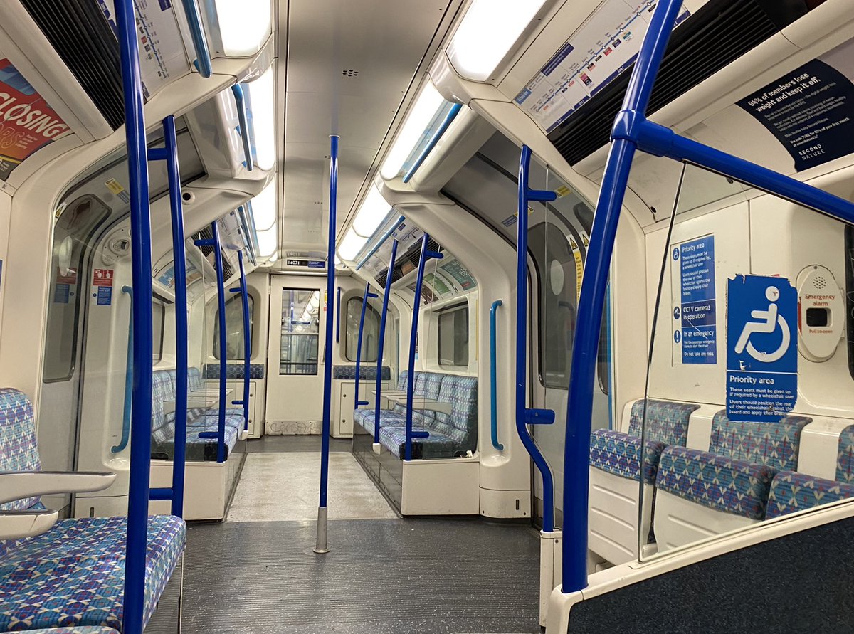 marcio_delgado's tweet image. Ahead of the #OctoberLockdown I can confirm that commuters using the Victoria Line, in London, were already rehearsing to stay at home this afternoon.
#tuesdaymotivations