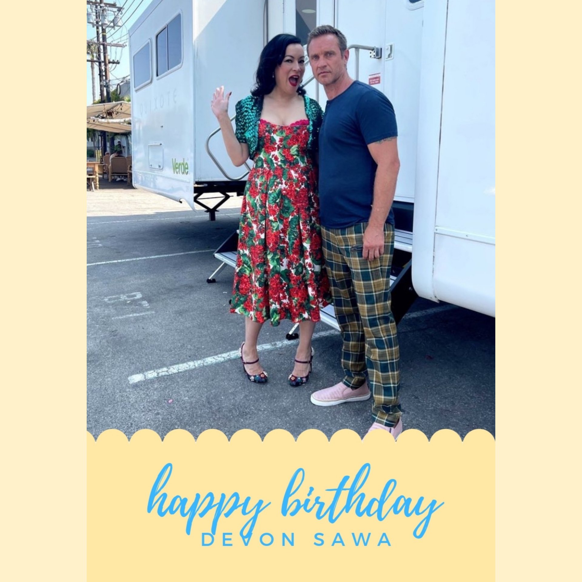 Happy birthday Devon Sawa!      