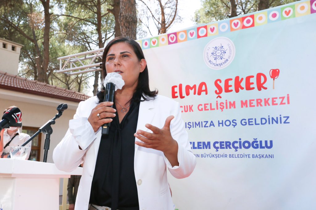 Özlem Çerçioğlu