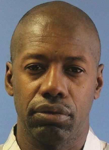 ThomasHargrove's tweet photo. Convicted serial killer Darren Deon Vann confessed he killed "way more" people in Illinois than in Northwest Indiana where he strangled 7 women in a 10 month period in 2014. Nonprofit Murder Accountability Project has been tracking 50 unsolved strangulations of Chicago women. https://t.co/KDguACeR3I