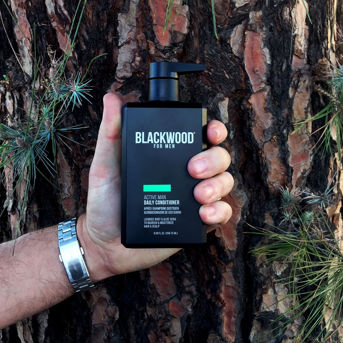 Blackwoodformen's tweet image. #ForestBathing has its benefits 🌲 But if you can't make it out, bring some of those benefits into your shower with the natural #BotanicalBoosts in our #ActiveMan Daily Conditioner 🌿 💪
#CleanseRestoreProtect 💦🛠🛡