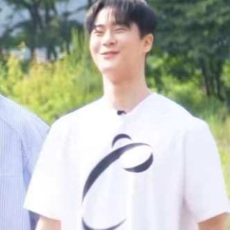 offclCAT's tweet image. happy happy
#문빈 #MOONBIN #아스트로