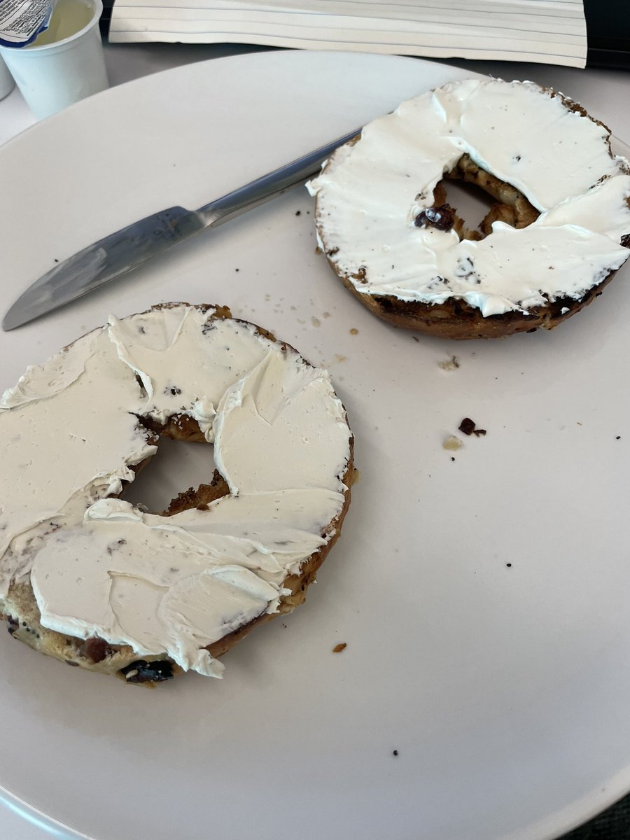 Dwyer31's tweet photo. We’re back.. cranberry vanilla bagel, half plain, half honey walnut #bsbotd https://t.co/DOOojMtRSu