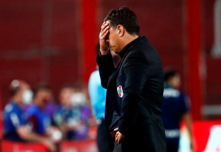 Tu reacción cuando te das cuenta que es martes, perdimos la chance de quedar punteros y encima faltan ocho días para que vuelva a jugar River.