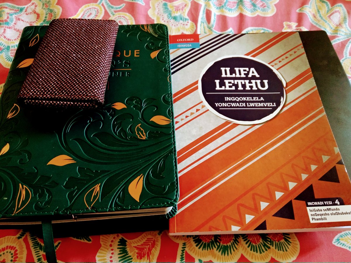 YamkelaKhoza's tweet image. Look what jus arrived! My copy of Ilifa Lethu. An isiXhosa #FolkloreAnthology that I co-authored (contributing folktales &amp;amp; riddles). It consists of folktales, proverbs, idioms, traditional songs, clan praises, poetry &amp;amp; riddles.
#NationalBookWeek
#Lifeofawriter
#AfricanLiterature