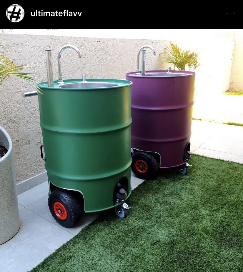 UltimateFlavv's tweet photo. #HandwashingBasin
✅No running water needed
✅Foot pump
✅Soap dispenser 
✅Paper towel holder
✅Stainless push/pull handle
✅Wheels (optional)
✅Swivel castors with brakes
📱+27678605551
📧teamworkdreamworks@protonmail.ch
#ZumaParole 
#level2
#Kamomphela 
#bafanabafana
#tt1flavv https://t.co/42pmbUSGQ4