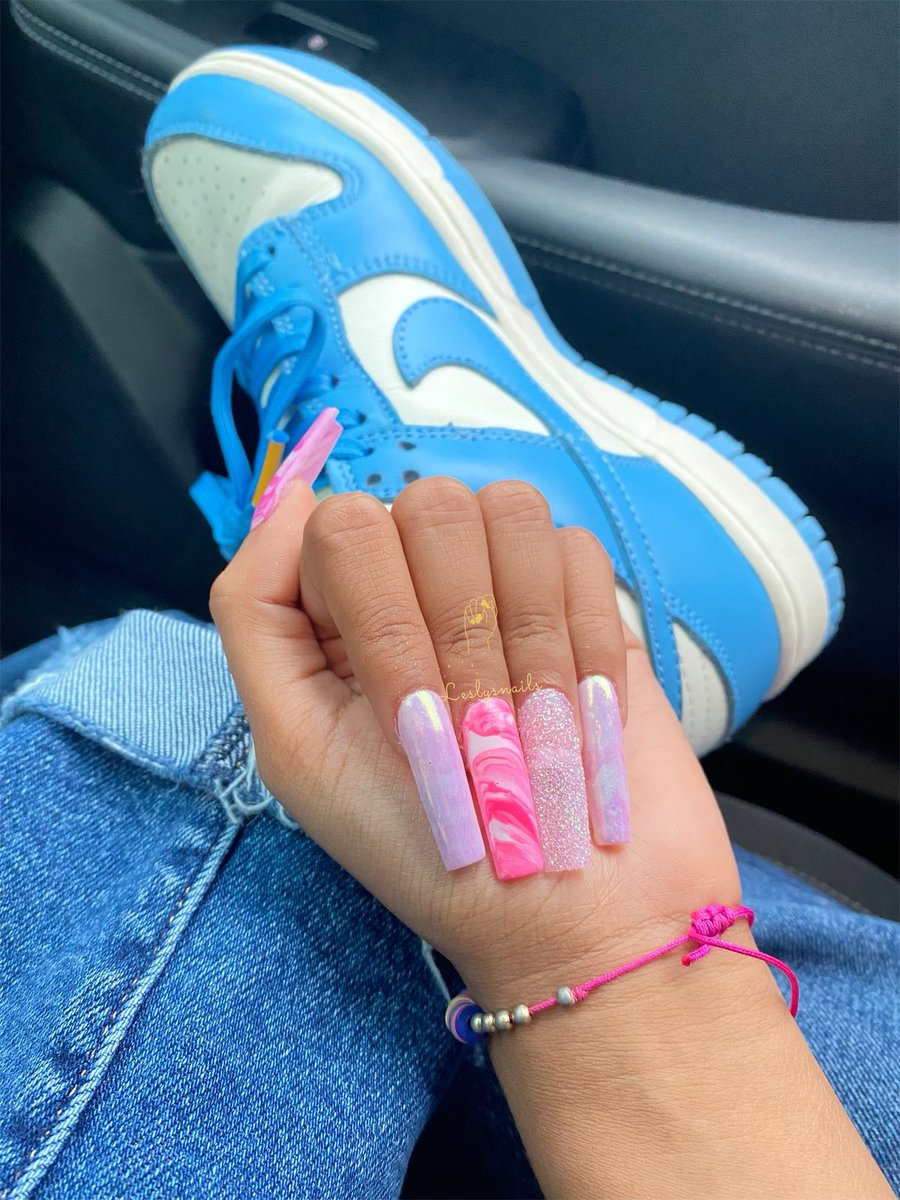 Leslysnails's tweet photo. Press-ons 🔥🔥 https://t.co/bvnpwNfP4l