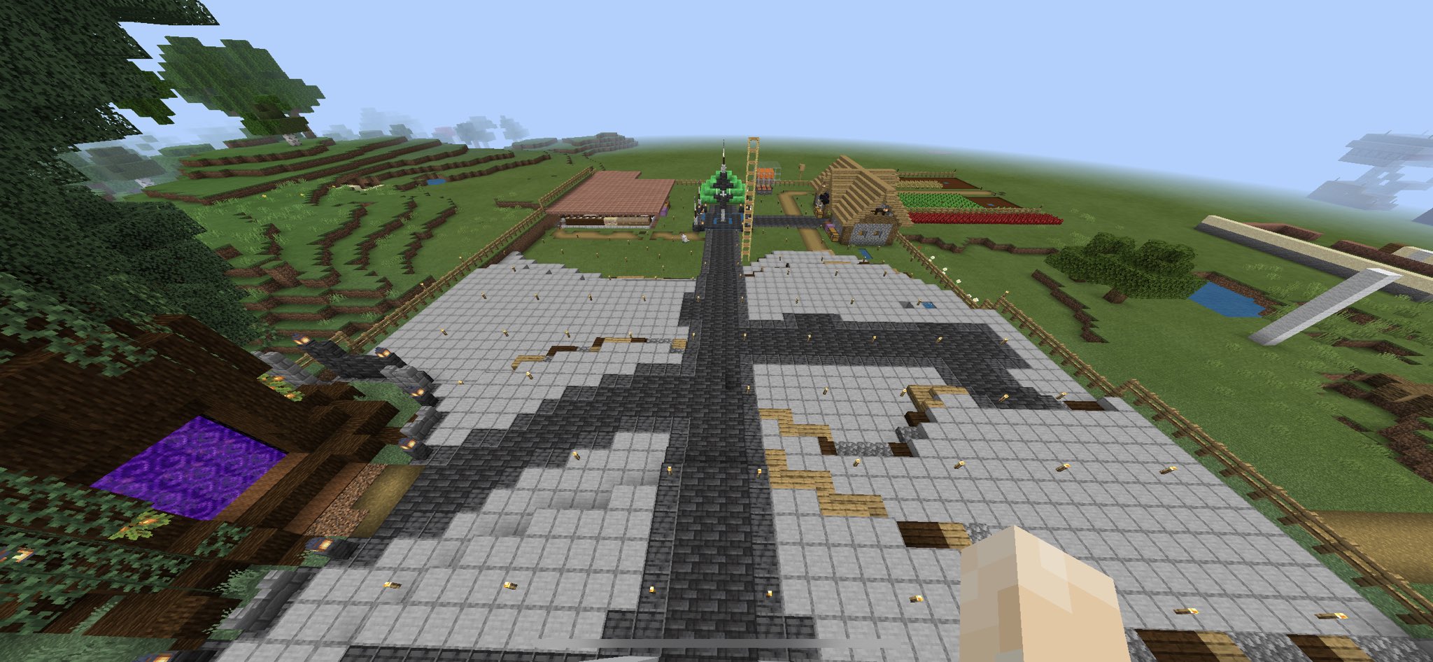 Alcareion アルカリイオン 村の改修進捗 新たに家を建てるつもりだったのに なぜか撤去した上に木を立てて中にネザーゲートを移設 初めて大木 作ったけど思いの外うまく出来た 気がする 次こそ家作ります Minecraft マイン