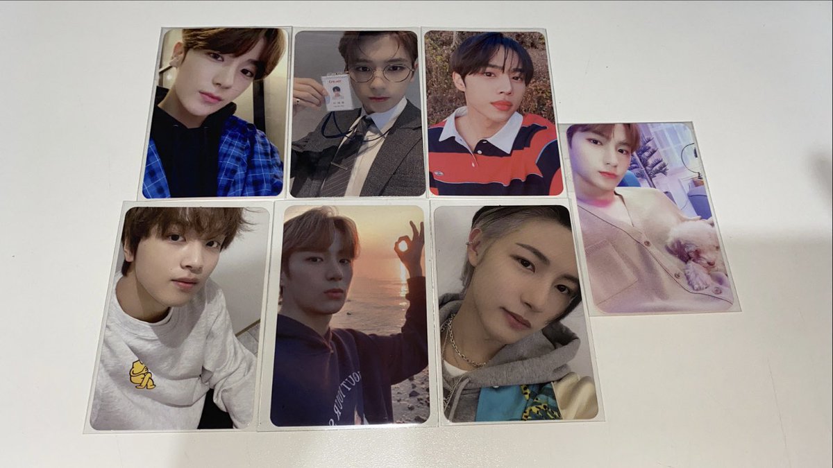 softyhyunjaes's tweet photo. [ HELP RT ] wts ready stock 

💰dm with pic for price
🦋postage rm8 jnt
🦋dm if interested 
🦋no rush postage 
#pasartbz #pasartheboyz #pasarepex #pasarNCT https://t.co/jOL8n0RUGt