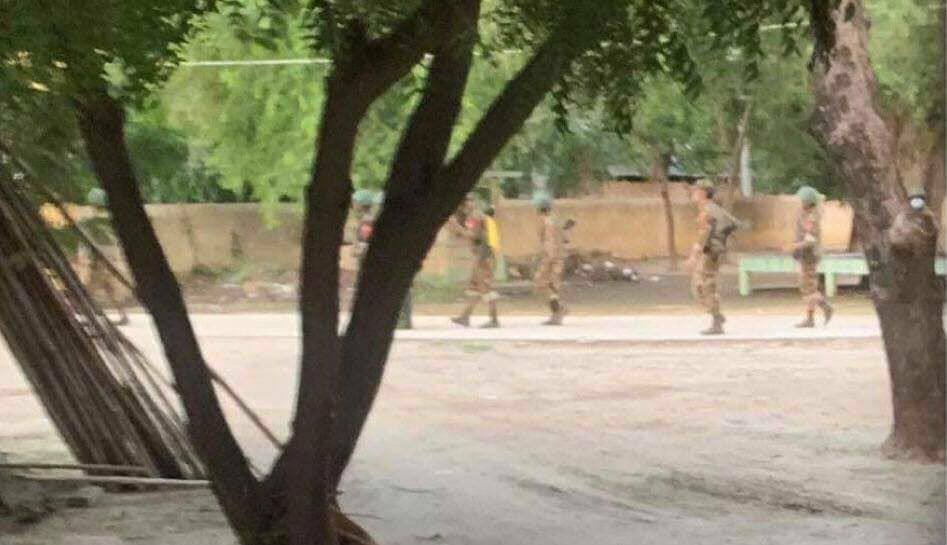 YZhan622's tweet photo. Over 100 SAC terrorists forces opened heavy weapons and set fire to PDF camp in Paukchaung village, Myaung tsp, from Irrawaddy River, today. #WhatsHappeningInMyanmar #Sep7Coup #UselessASEAN #SupportRevolutionForDemocracy https://t.co/JkSdo0kcBZ