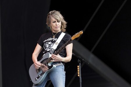 Happy birthday to rock goddess Chrissie Hynde. 