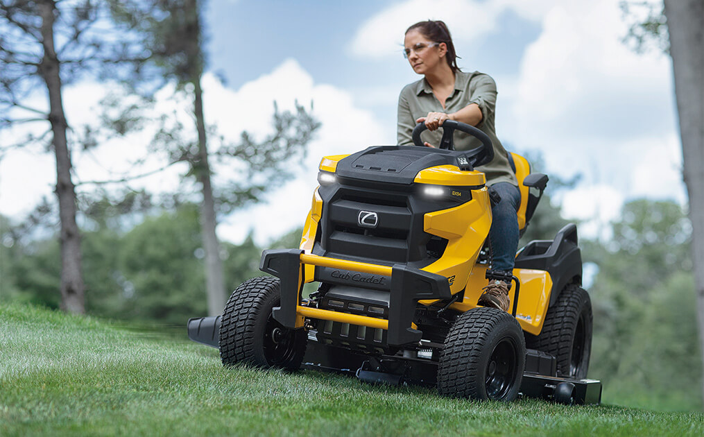 OakleyNAPA's tweet photo. Cub Cadet Riding Mower - IN STOCK NOW!

Message or Call for Details (256)764-9899.  Or Come Shop with Us 4990 Hwy 157 • Florence, AL
#OakleyNapa https://t.co/LPaB7WSJKR
