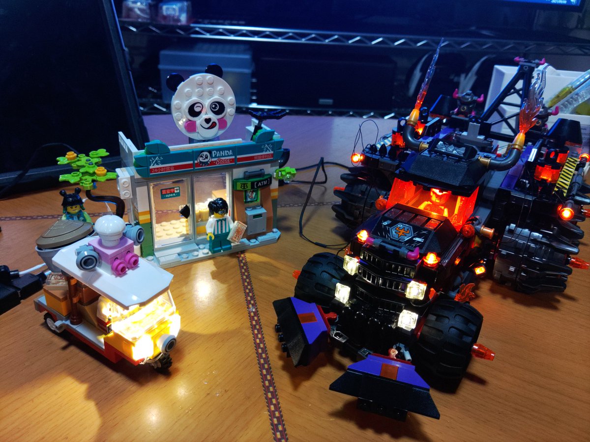 hirojpn1264560's tweet photo. ついに電飾にまで手を出してしまった
#レゴ #lego #lightailing https://t.co/RWAH3Oom93