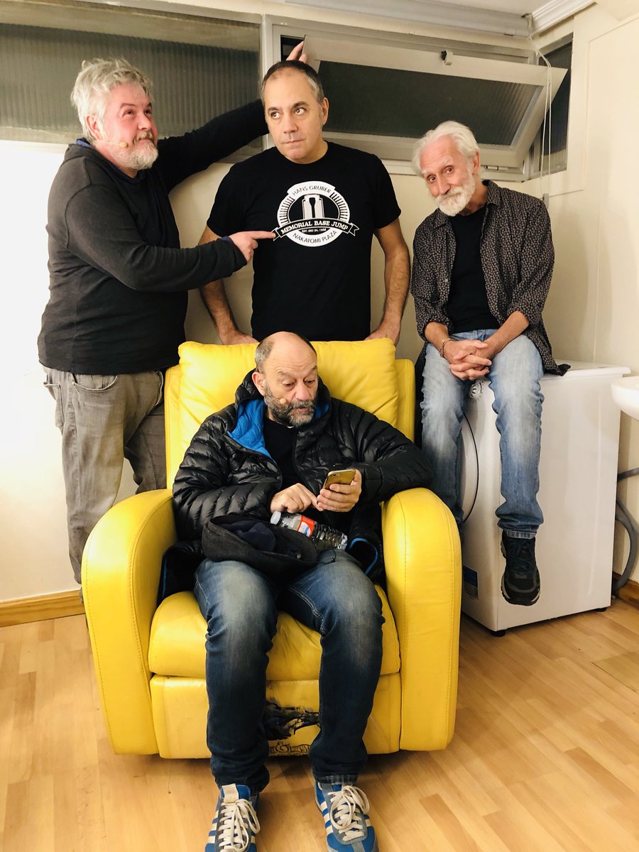 ILUSTRESignoran's tweet image. Bolo de ILUSTRES con el enorme PEPÍN TRÉ en el Teatro Alcázar de MADRID. Será el viernes 17 de septiembre a las 23 horas. Entradas a la venta: gruposmedia.com/cartelera/ilus…