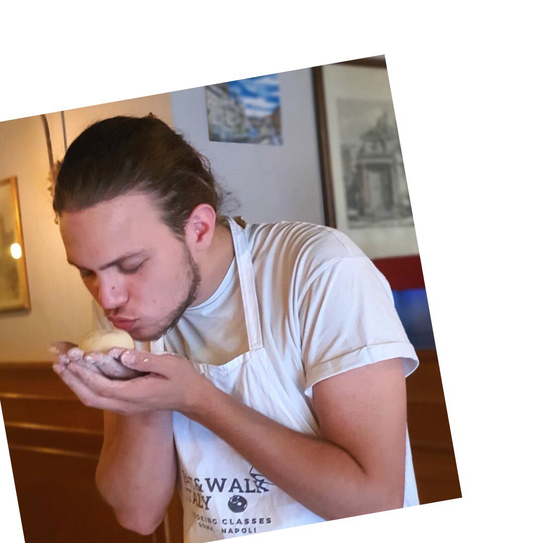 Fall in love with your pizza dough! 

📌 eatandwalkitaly.it
📞 +393922324104

#eatandwalkitaly #cookingclass #cookingclassrome #pizza #pizzaclass #homemadepizza #pizzatime #pizzamaking #pizzamania #pizzagram #pizzalover #pizzamaking #pizzamaker #ilovepizza #foodbloggers