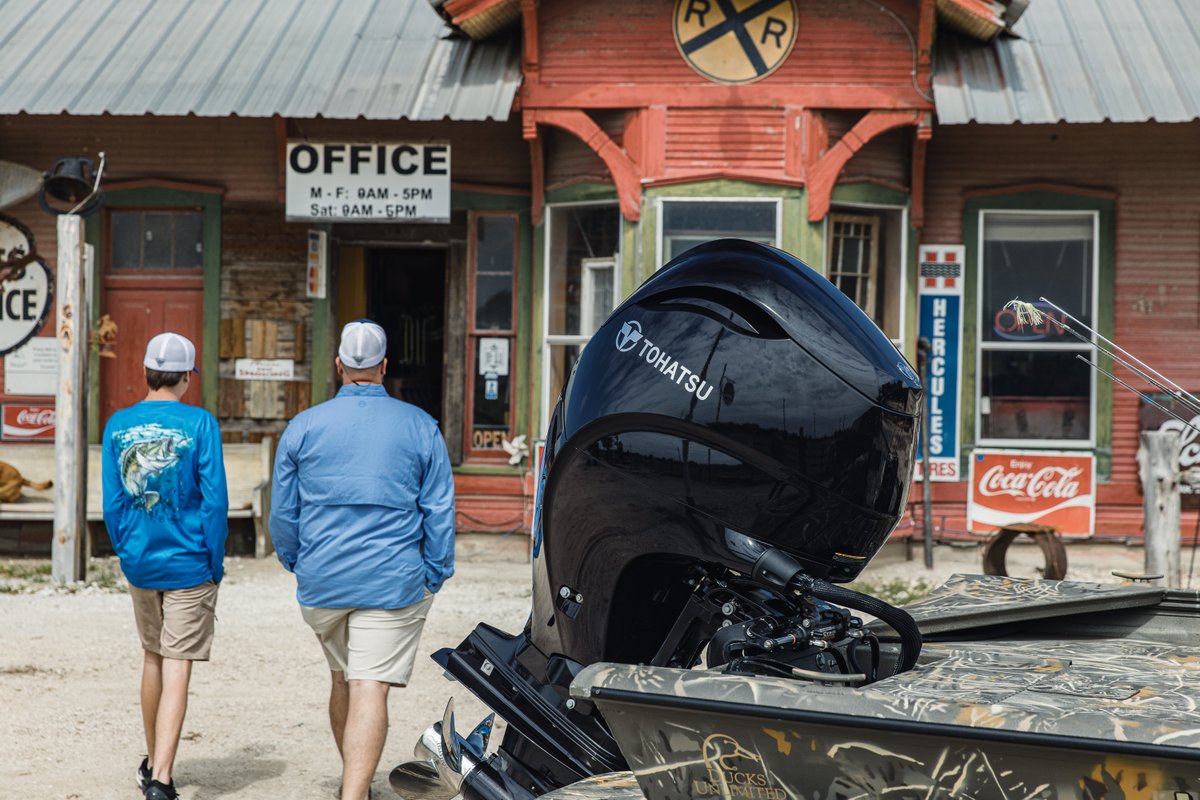 TohatsuAmerica's tweet photo. From start to finish, Tohatsu delivers a smarter, more exciting boating experience.
#MFS140 #TohatsuAmerica https://t.co/MUOOVveGbl