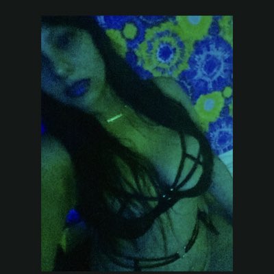 #NewProfilePic https://t.co/DOxX6tA5jU<a href="/tag/newprofilepic"class="tags">#NewProfilePic</a>