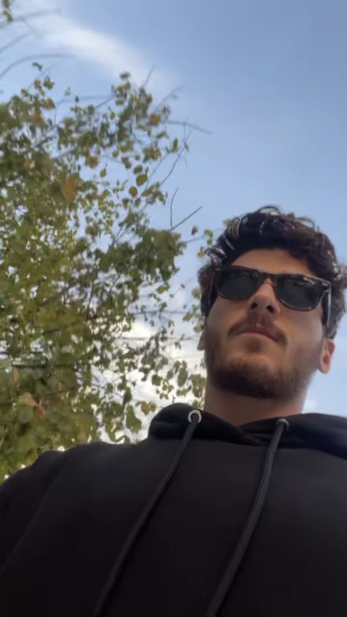 Poyraza siyah çok yakışmamış mı??