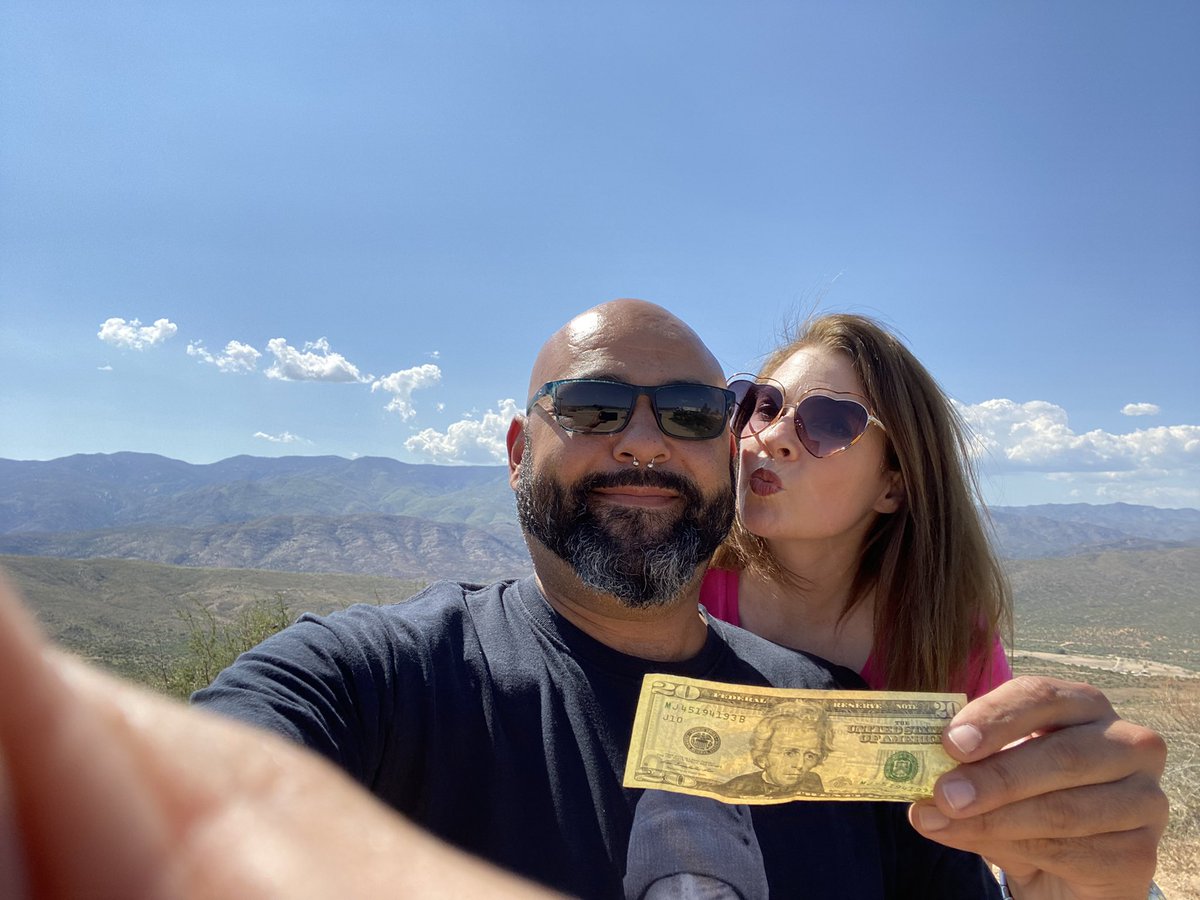 ericamcbeth's tweet image. I have challenged myself to raise $200 in 10 days by asking 10 people for $20 over the next 10 days. Today's challenge:  Ask my significant other for $20. He’s new…but he said yes!

supporting.afsp.org/index.cfm?fuse…