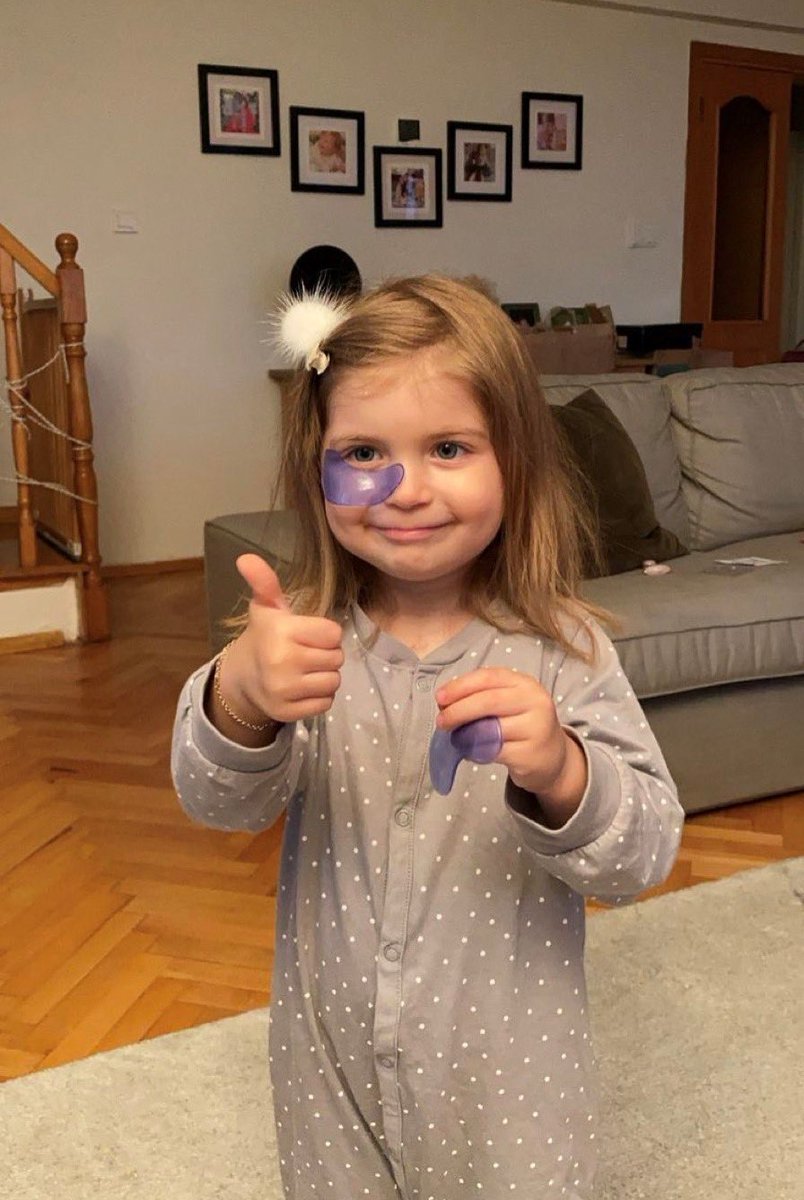 Gün içindeki 2647 mental çöküşümden sonra cilt bakımı yapan me;