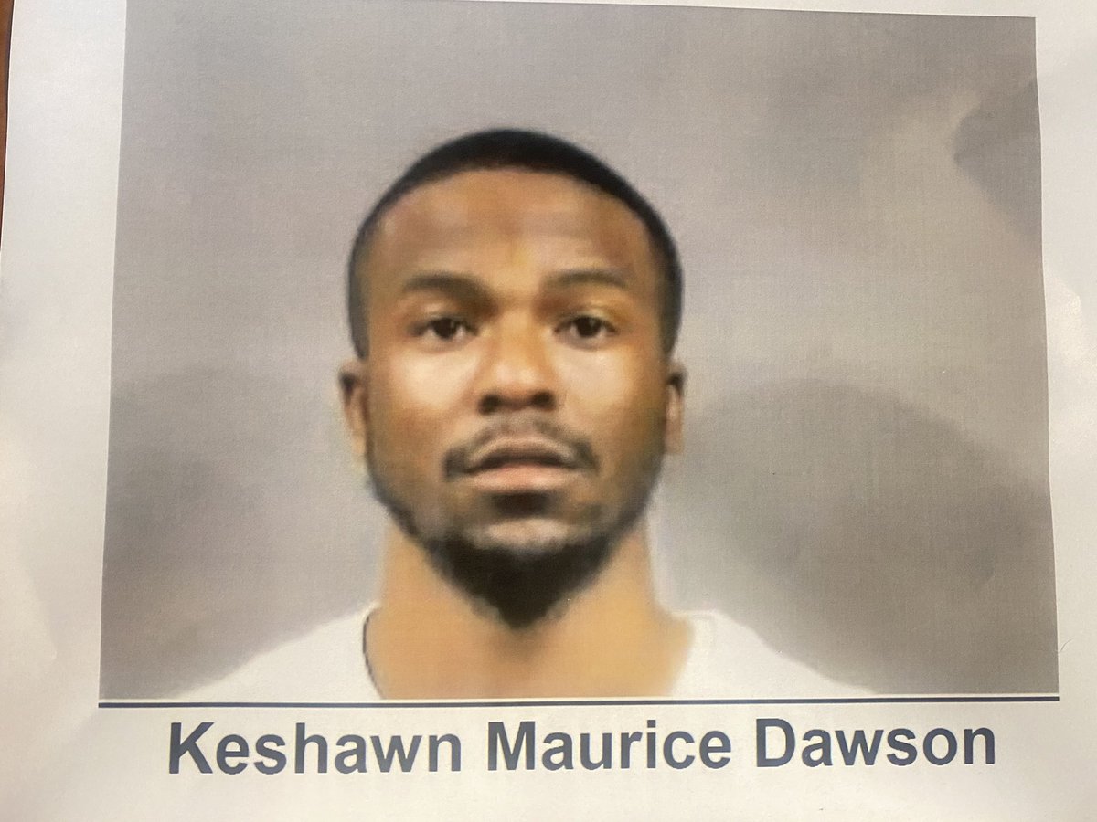 CELLIOTTTV's tweet photo. #BREAKING: Wichita Police identify the suspect as Keshawn Maurice Dawson.

Police are currently still looking for Dawson and need your help. If you have any information, give Crime Stoppers a call at 316-267-2111. https://t.co/6aCGjLVXpy