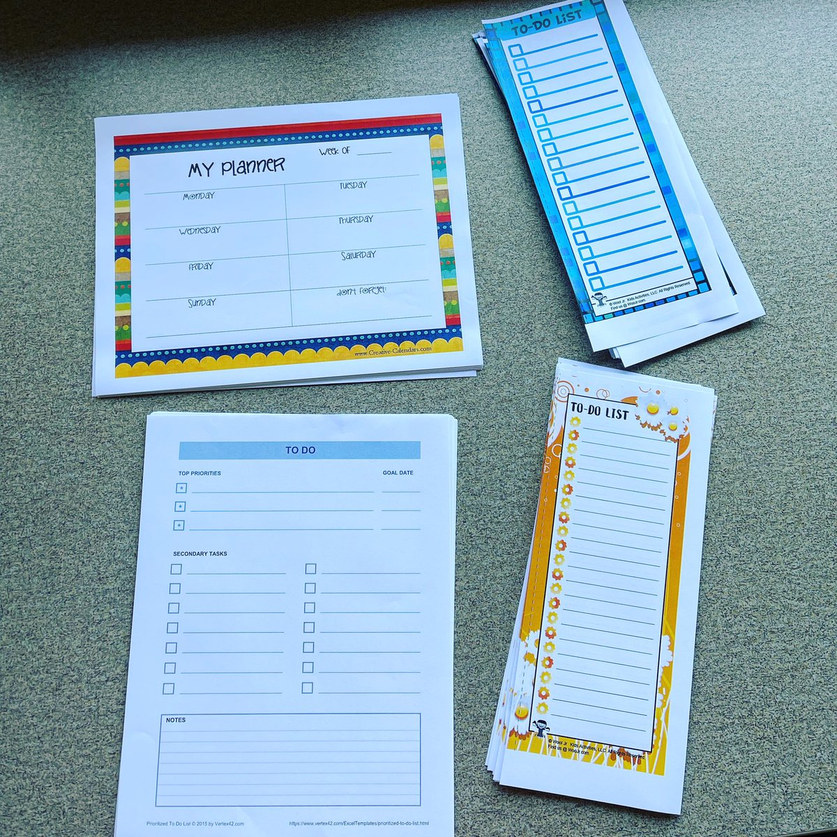 This week is all about putting first things first. This morning we talked about what it means to prioritize and be prepared. Students were also introduced to organizational tools to help them each week:)