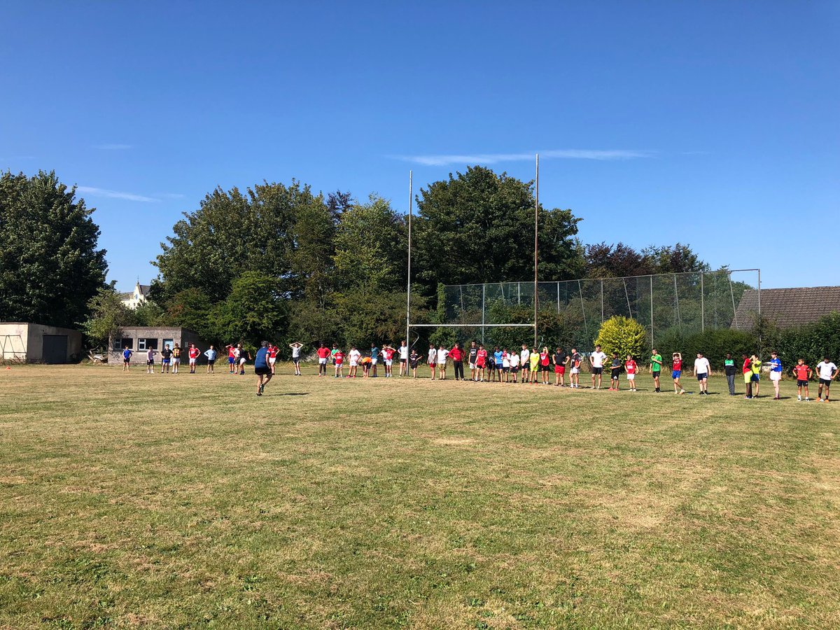 Coláiste Chríost Rí tweet media