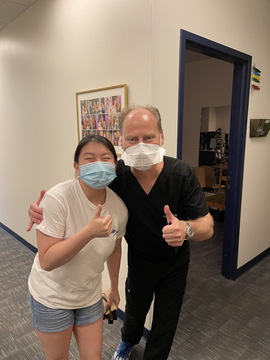 GAEyeDocs's tweet photo. That happy feeling when you have to go to work after a long weekend, but then you remember that means you have a shorter work week! 
#allsmiles #thumbsup #longweekend https://t.co/36fUnioige