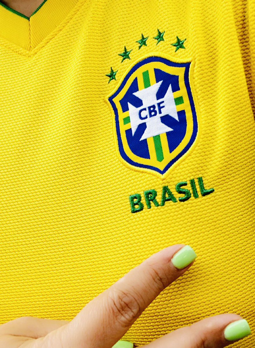 Update:

- Fotos e filmagens de golpistas feitas de um ângulo privilegiado.

- Bolsonaro ñ tem MAIS NADA. ACABOU. Até o gado esperava mais. E ainda tá esperando. E vai ficar esperando.

- Foi fácil se disfarçar de Minion. Difícil foi se disfarçar de feia, Q GENTE HORROROSA. 🤧