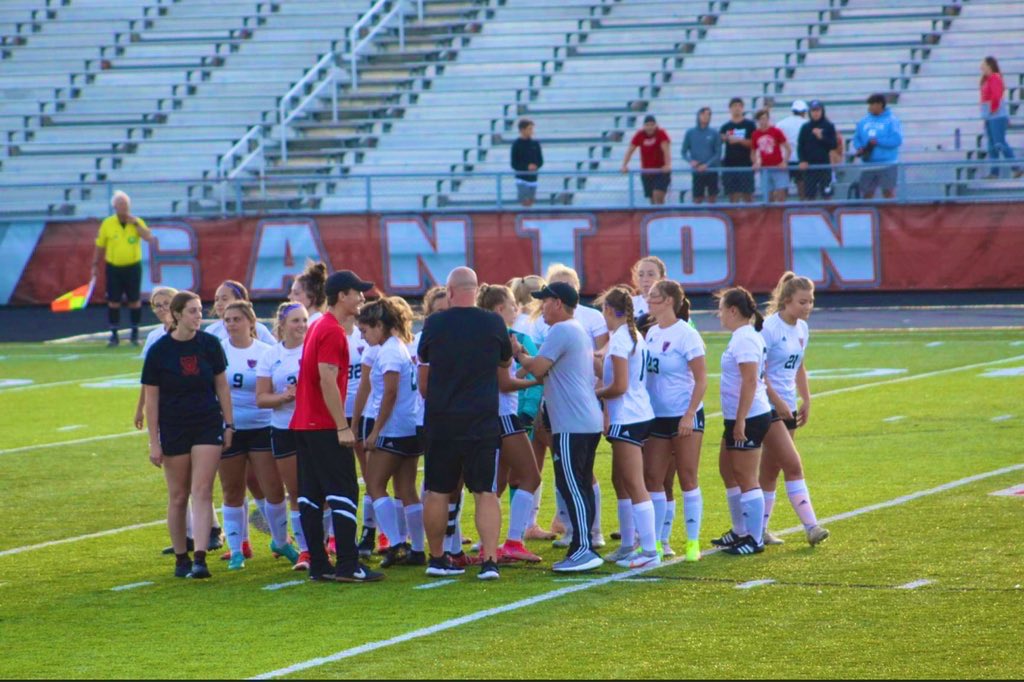 MATCHDAY # 5

Salem Lady Quakers (4-0)
vs
South Range Raiders (3-1) (State Ranked # 8 in Div III) 

We kickoff for the first time at home this season as we host the state ranked South Range Raiders in a non-conference matchup! Kickoff is set for 7:00 PM!

#salemsoccer #together