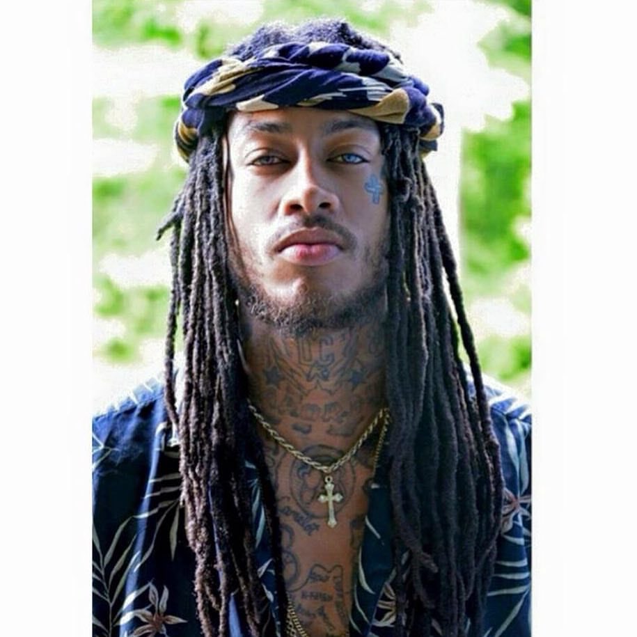 wrapweartt's tweet photo. Guys… 
Hear me out🖤 https://t.co/eHcLdqiJBQ