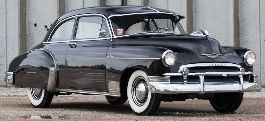 UltimativCars's tweet photo. (Background knowledge)

The 1950 #Chevrolet #Styleline was made in a total of 1,140,860 units:
922,982 #DeLuxe [HK-2100]+217,878 #Special [HJ-1500] (incl. 23,045 #Delivery #Sedan|s, which are often forgotten). https://t.co/DuvInh4gjh