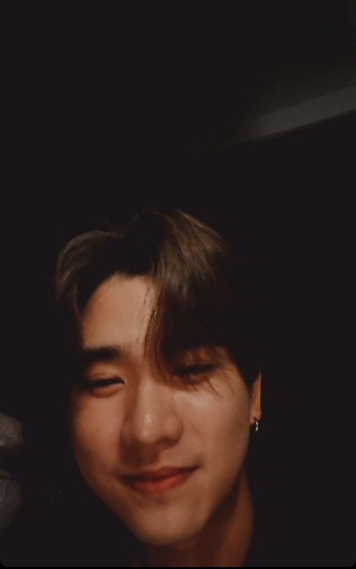 itmefon23's tweet photo. น้องโตขึ้นมากๆเลย ต้าวรอยยิ้ม.🖤
#PowerfulPERTH
#Perthppe 
#Perthtanapon https://t.co/5Ti4cmKfOj