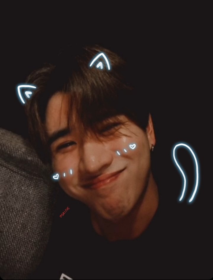 PSAliveMMFC's tweet photo. Cute boy 🖤
#PowerfulPERTH 
#PerthSaintSation 
#TRIGON https://t.co/I17I3TaWMW