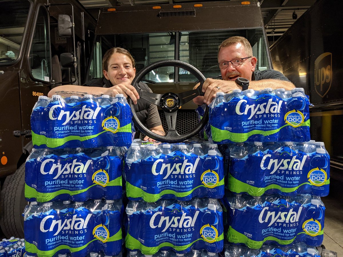 Portland preload.....we like to hydrate with our new safety wheel..😊🤗😎

#upssafetywheel #safetydriven