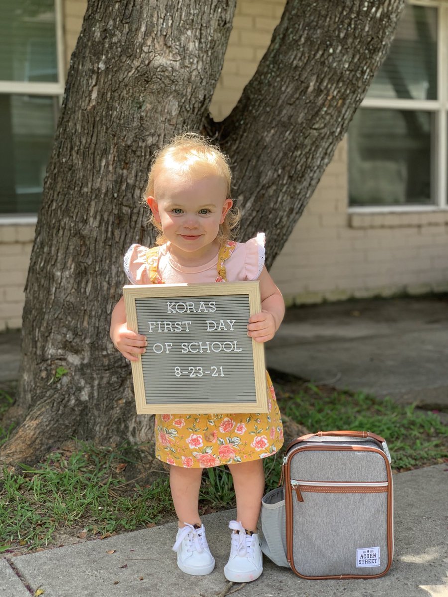 KateMitchell98's tweet photo. Our girl is so big where did the time go? https://t.co/SOuztr6PUz