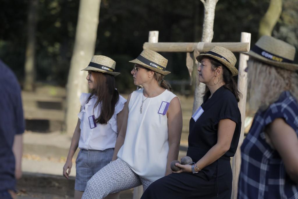 communicantsfr's tweet photo. Le Grand Tournoi de Pétanque de COM-ENT c'est ce soir ! Les professionnel.les de la #communication se retrouvent pour un moment sport et convivial ! ✨

Merci à nos partenaires 👇
@2FPCO @sonepar @AXA
@agenceOko @enlOccurrence
Objet Media &amp; Nude Agency https://t.co/qgBa4psnF6