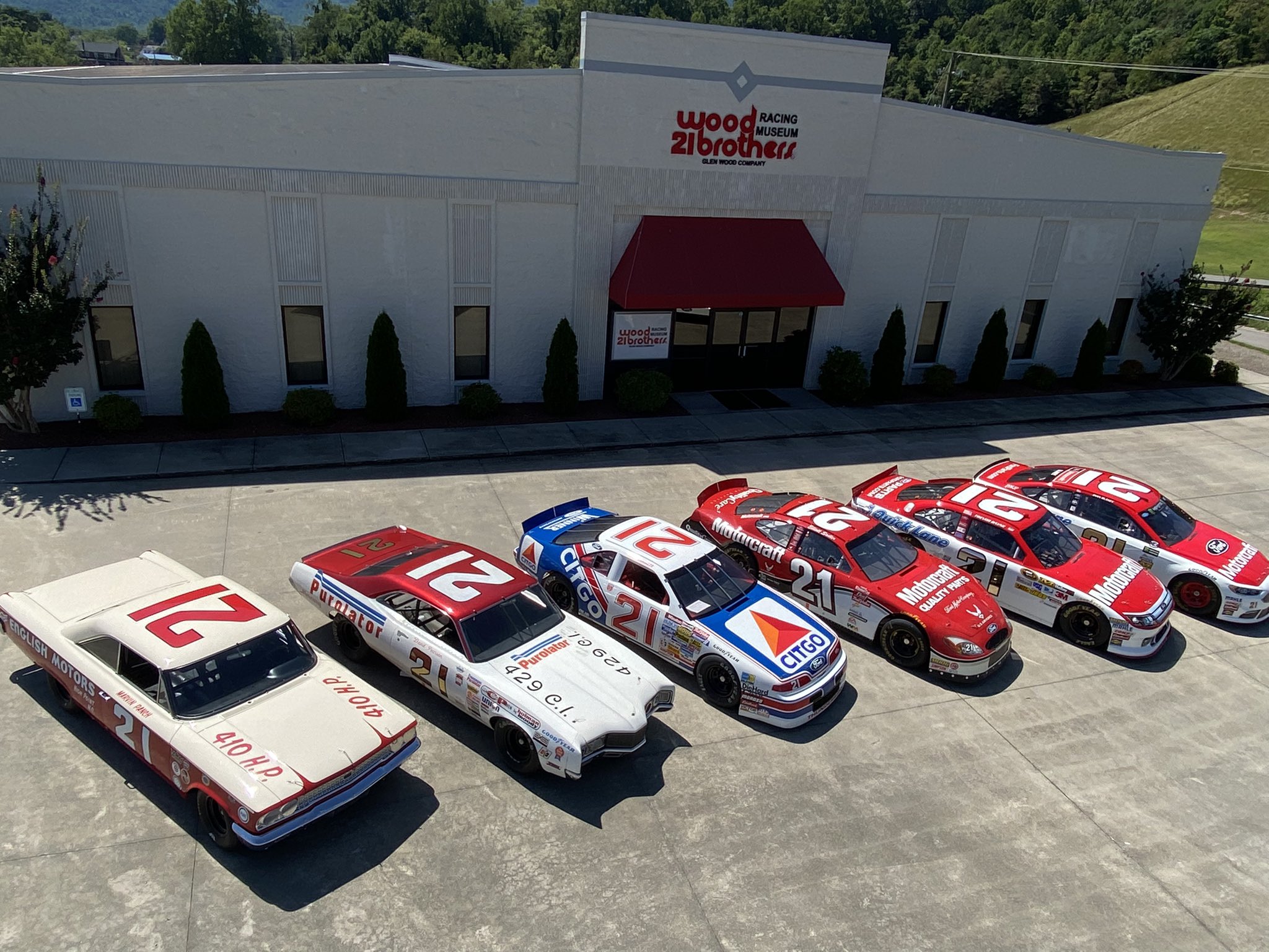 Wood Brothers Racing on Twitter "Doing a little picture taking and